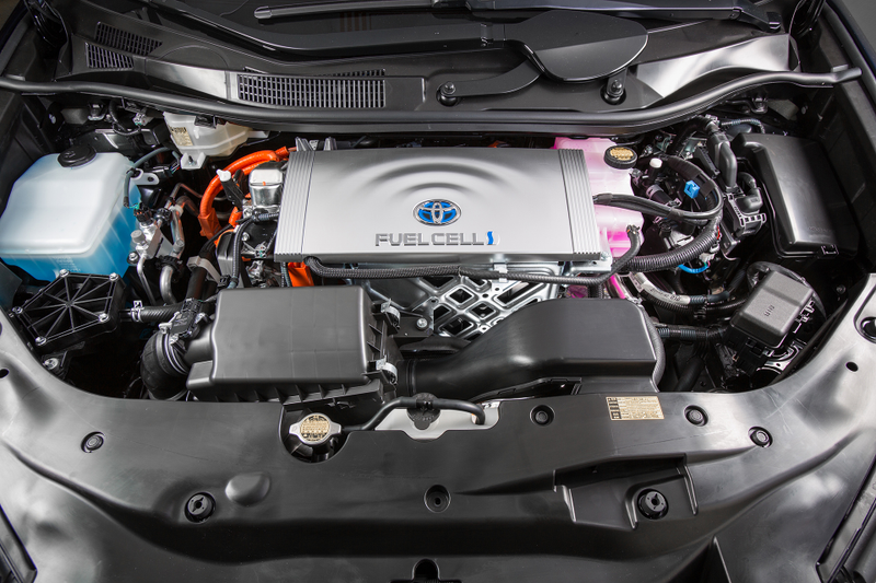Illustration for article titled The Hydrogen Toyota Mirai Gets Three Years Of Free Fuel, Is Crazy Ugly